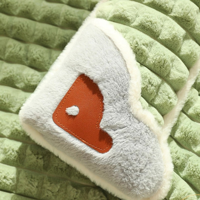 Cozy & Warm Fluffy Washable Dog Bed for Winter | Pet Store